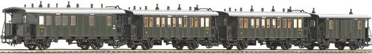 Four-unit local train of the Royal Bavarian State Railway<br /><a href='images/pictures/Roco/64000.jpg' target='_blank'>Full size image</a>